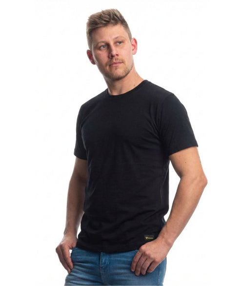 Camiseta Algodão Etiqueta Preta Harmony